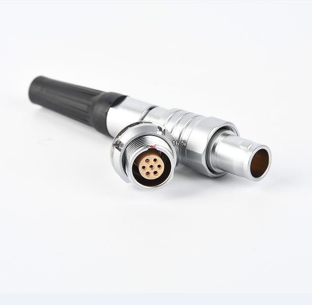 航空連接器怎么接入端子？