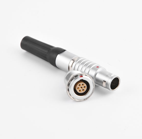 醫療設備心電圖儀為什么要使用航空插頭？